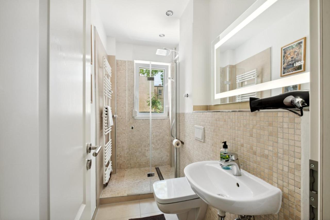 Arbio I Cozy Apartment Near Ku'Damm With Parking Berlim Exterior foto